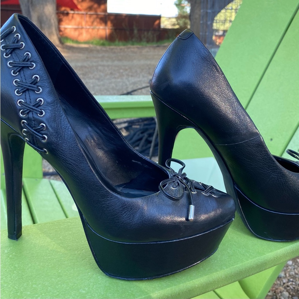 Platform heel